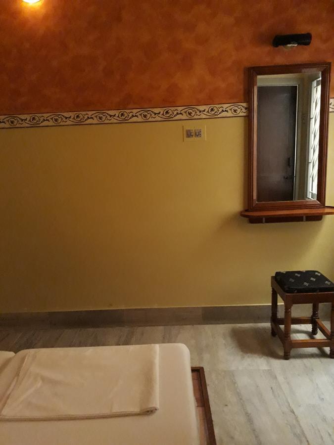 Krishna Lodge Tiruchirappalli Exteriér fotografie