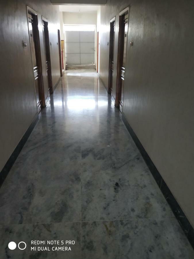 Krishna Lodge Tiruchirappalli Exteriér fotografie
